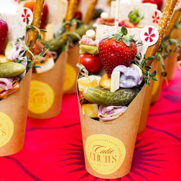 Food cups from Cutie Chutes helps party-goers on the go.